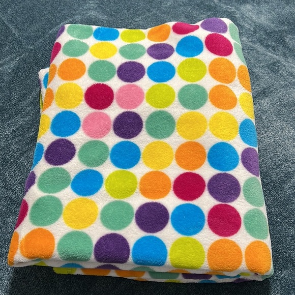 Large Blanket - Picture 2 of 8